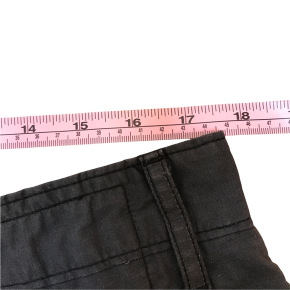 Levis Cargo Shorts Mens 36 Black Inseam 11 Good Condition PC9 13581-0027 - Picture 9 of 12